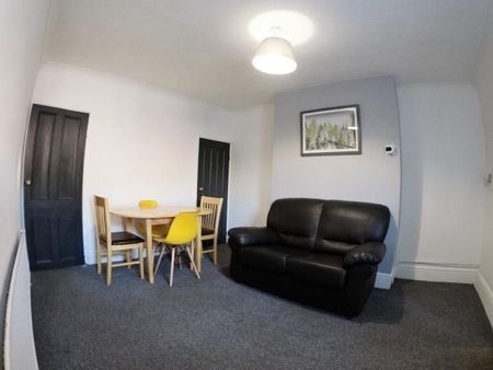 Student Accommodation, 18 Craven Street, Lincoln, Lincolnshire, LN5 8DQ, United Kingdom - Photo 4