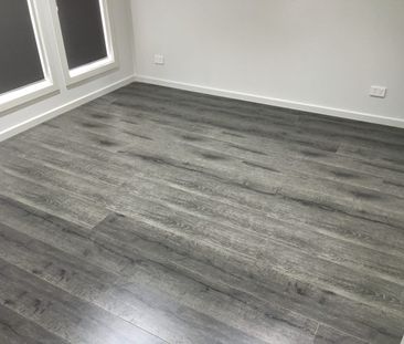 Close to everything! - Photo 4