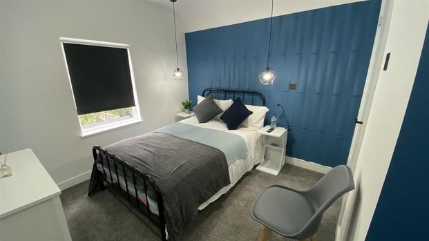 1 bedroom in a house share to rent - Photo 1