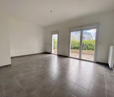 Location Appartement 1 pièce 35m² ORLEANS 45000 - Photo 2