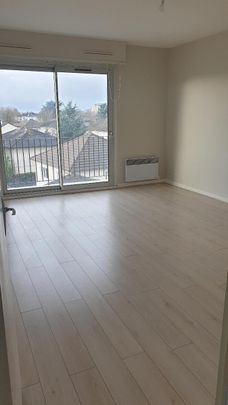 Location Appartement 2 pièces 49m² POITIERS 86000 - Photo 1