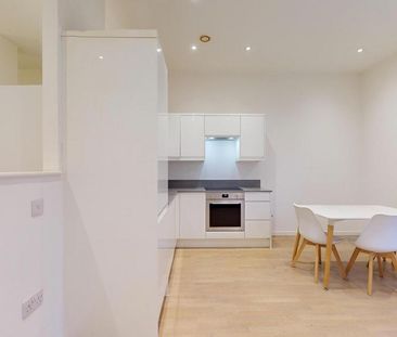 Studio to rent - Photo 6