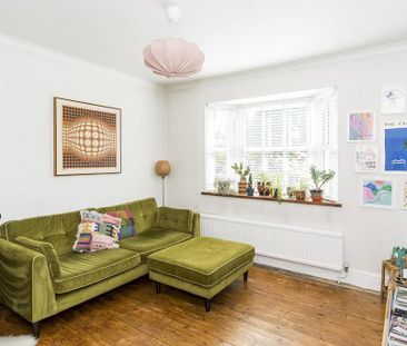 3 bedroom semi-detached house to rent - Photo 2