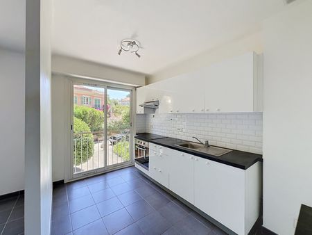 Location Appartement 2 pièces 39m² NICE 06000 - Photo 5