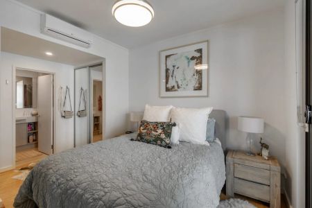 Stunning Ocean Front Living in Port Coogee! - Photo 3