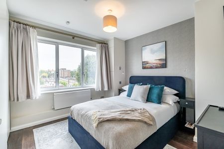 3 bedroom apartment to rent - Photo 3