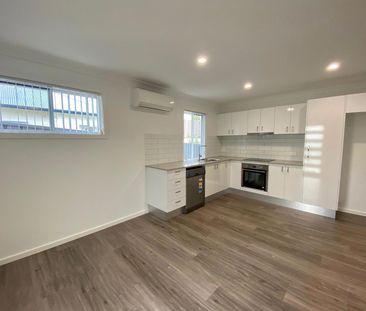 MODERN 2-BEDROOM GRANNY FLAT - Photo 6