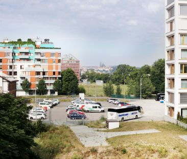 Byt k pronájmu - Praha 8 - Karlín, 2+kk - Photo 2