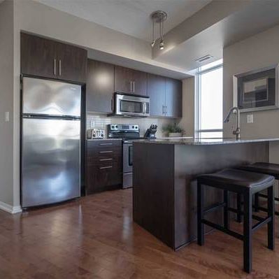 65 BREMNER BLVD - MAPLE LEAF SQUARE - FURNISHED 2 BEDROOM W/PARKING (V - Photo 1