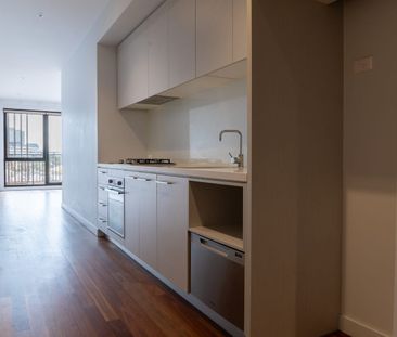 BRIGHT & SUNNY GEM IN FOOTSCRAY HUB - Photo 4