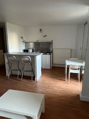 Location appartement T1 35.00m² à Epernay (51200) Loyer CC * : 330.09 € Réf : ER.62583 - Photo 1