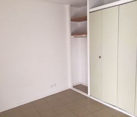 Location Appartement 3 pièces 55m² - Photo 2