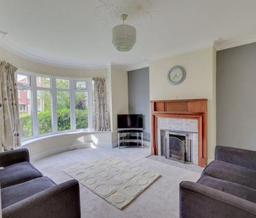 4 bedroom semi-detached house to rent - Photo 1