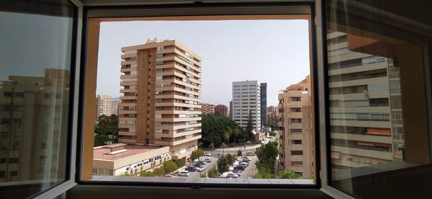 Piso de alquiler en Calle Asalto, 17, La Unión - Cruz de Humilladero - Los Tilos - Photo 1