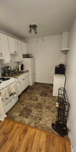 Appartement 2 1/2 à Sainte-Foy - Photo 3