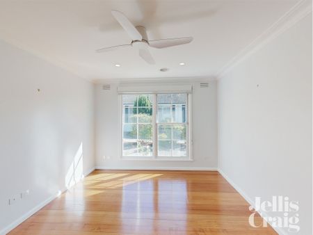 1/6 Mountain Grove, Kew - Photo 2