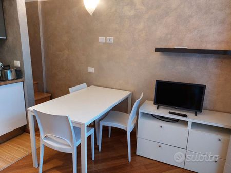 Monolocale soppalcato in villetta privata Segrate - Photo 3