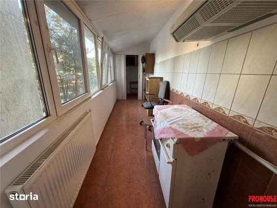 Ultracentral - 4 camere decomandate - mobilat si utilat - Fotografie 1