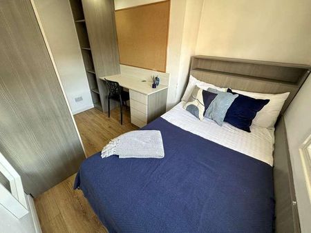 Mount Pleasant, L3 - Photo 4