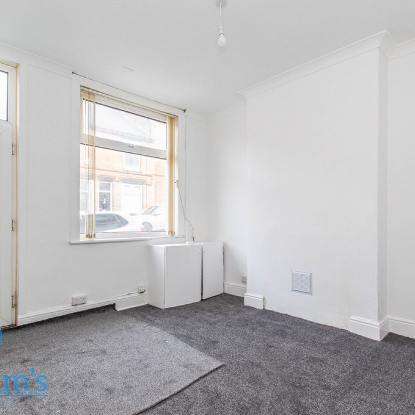 2 bed Mid Terraced House for Rent - Photo 1