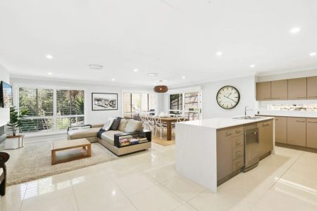 Four Bedroom Home - Photo 4