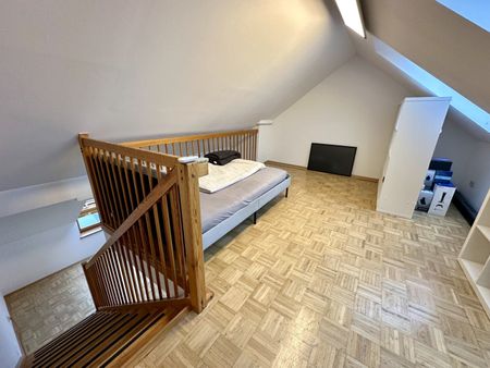 Charmante Maisonette-Wohnung in einem Jugendstilhaus im Grazer Bestbezirk St. Leonhard in unmittelbarere Nähe der LKH Graz, KF-Universität sowie der Kunstuniversität - Photo 2