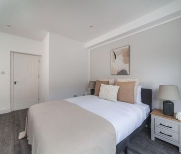 2 bedroom ground floor flat to rent - Photo 5