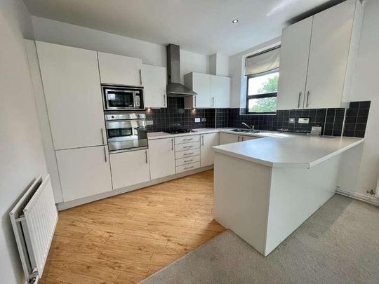 Mayfair Gardens, Bury New Road, Whitefield, M45 - Photo 1