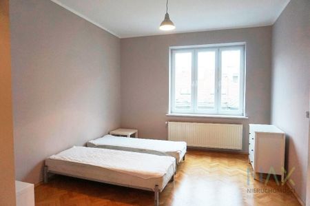 przestronny pokój z własną łazienką i wspólną kuchnią - Фото 4