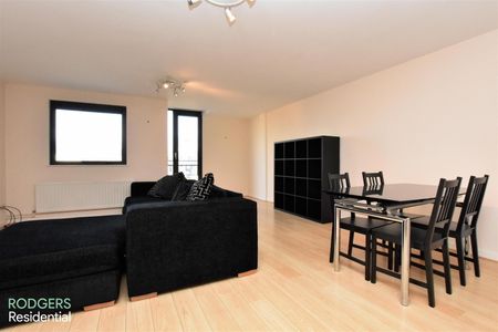 Apt 59, Queens Square - Photo 5