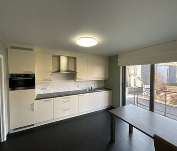 Ruim hoekappartement in het centrum van Kessel. - Photo 2