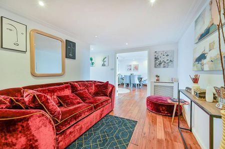 3 bedroom flat to rent - Photo 3