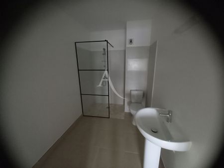 Location Appartement 90.13m² 3 pièces Fort de france - Photo 4