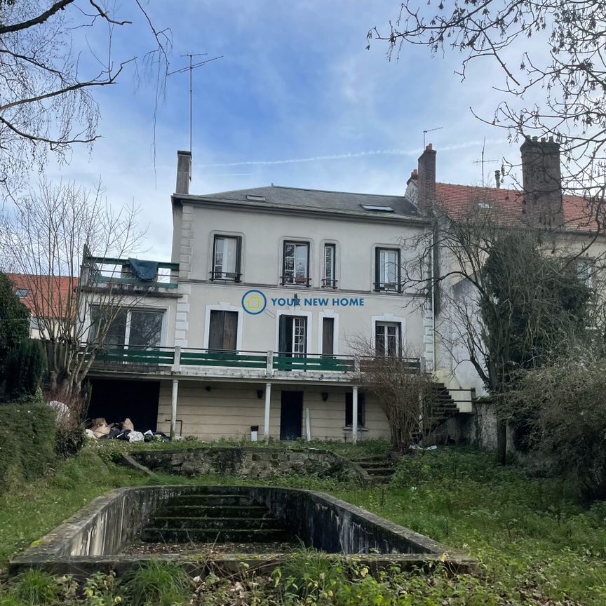 TRES BELLE MAISON A LOUVRES NON MEUBLE AVEC JARDIN EXCEPTIONNEL DE 1150 M2 - Photo 1