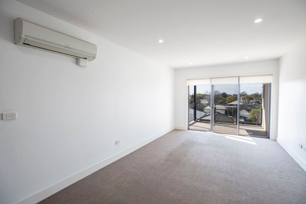 Unit 35/8 Steam Street, - Photo 1