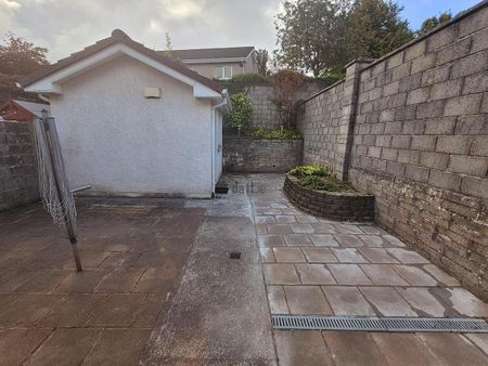 House to rent in Cork, Ballintemple - Photo 2