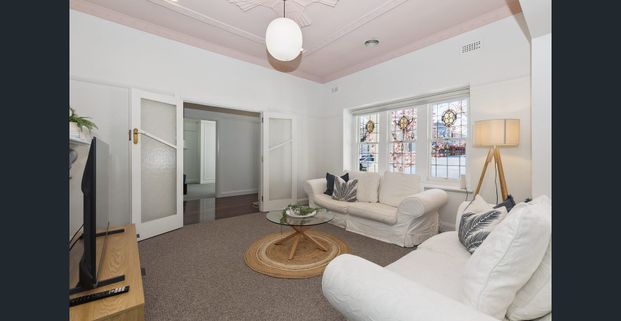 FULLY FURNISHED - AVAILABLE START OF NOVEMBER 2025 - Photo 1