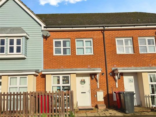 2 bedroom terraced house to rent - Photo 1