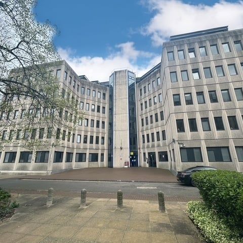 Peterborough PE1 - Photo 2