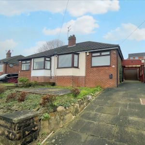 2 bedroom semi-detached bungalow to rent - Photo 2