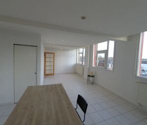 Location Appartement 2 pièces 36 m2 à Saint-Quentin - Photo 3