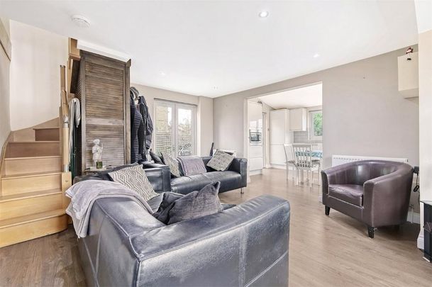 3 bedroom detached house to rent - Photo 1