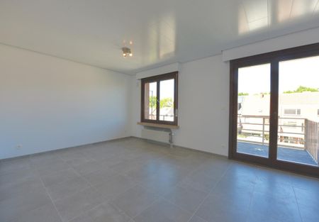Energiezuinig appartement met 2 slpk, terras en garage* voor 795 EUR/mnd - Photo 2