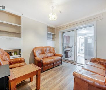 5 bedroom terraced house to rent - Photo 1