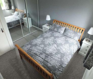 Seymour Court, Trowbridge, BA14 - Photo 4