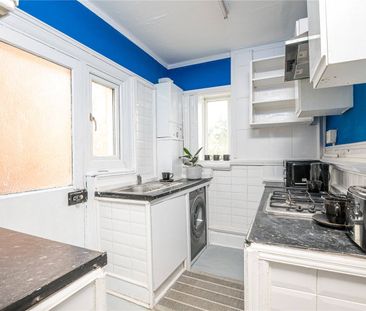 Earls Hall Avenue, Earls Hall Estate, Essex, SS2 6NS - Photo 5