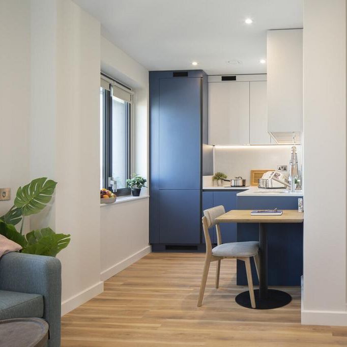 Studio to rent - Photo 1