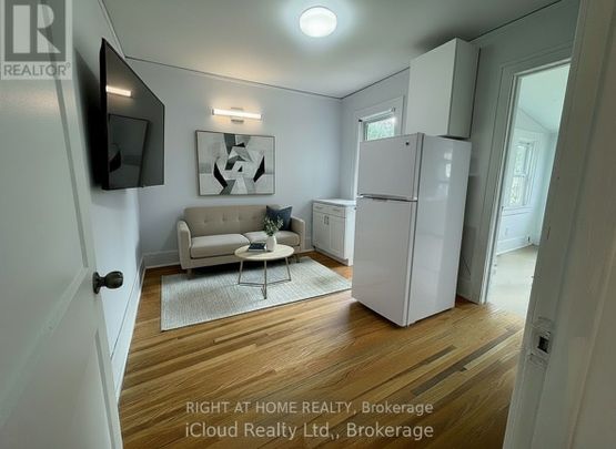 For Lease - 1395 Dougall Avenue, Windsor, Ontario - Photo 1