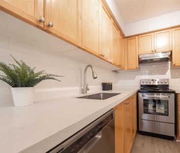 For Lease - 4975 Southampton Drive Unit# 211, Mississauga, Ontario - Photo 3