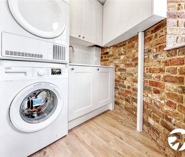 3 bedroom detached house to rent - Photo 6